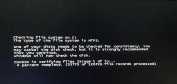 ʱԹ˾Win7ʾchecking file system on cԭ봦